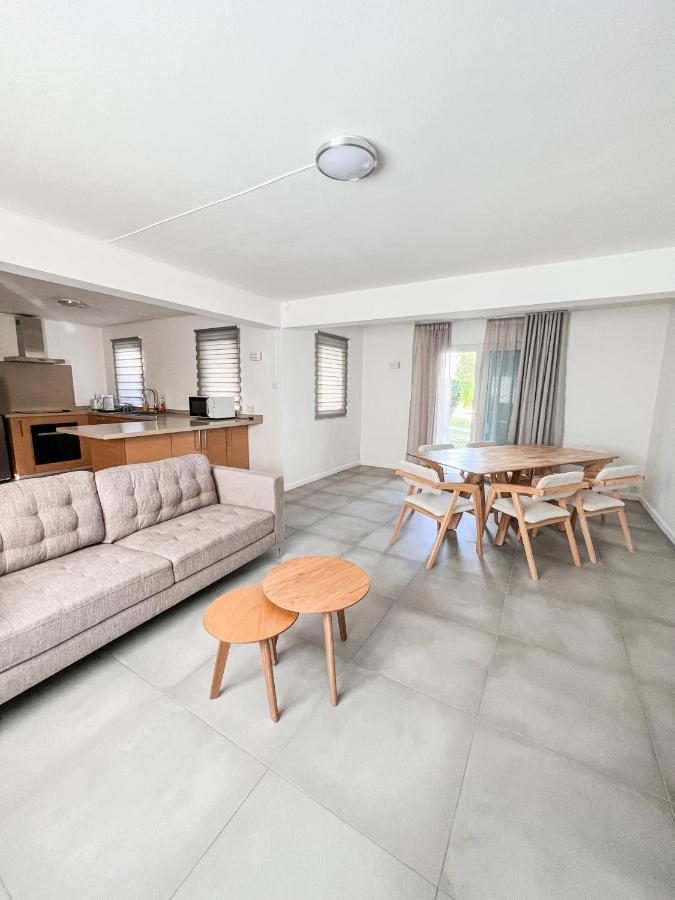 Appartamento Bleu Des Zil Grand Baie Esterno foto